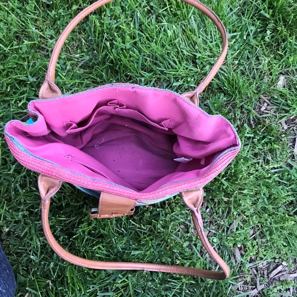 Womens Multicolored Straw Tote - Picture 4 of 7